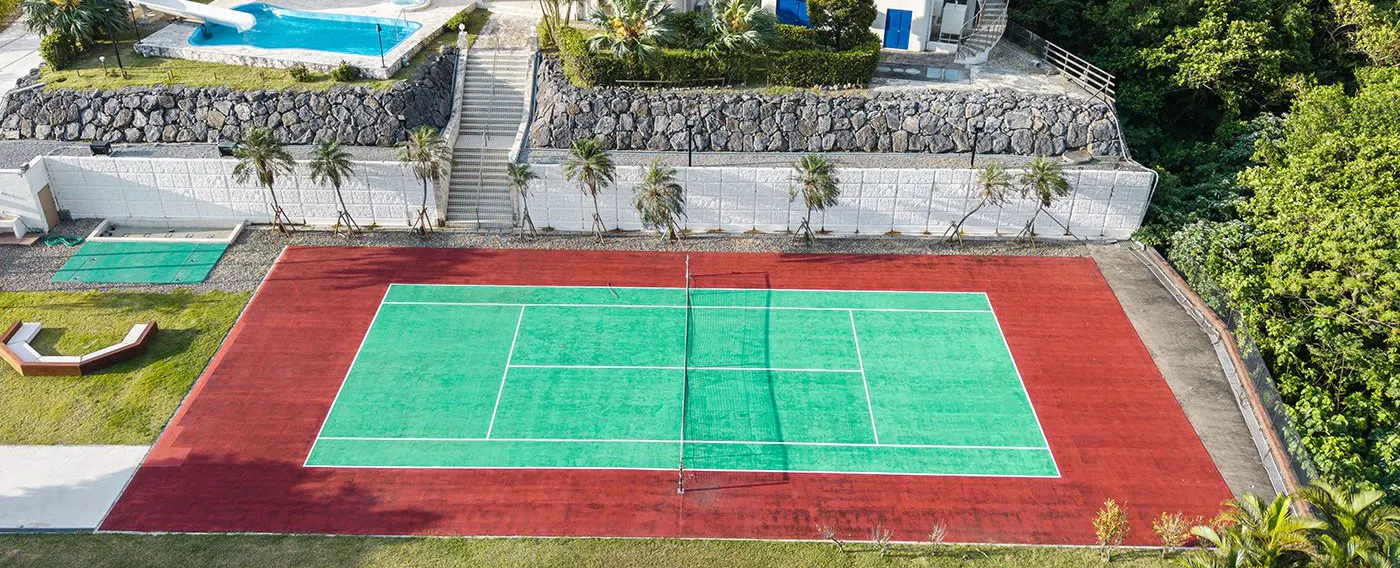 สนามเทนนิส