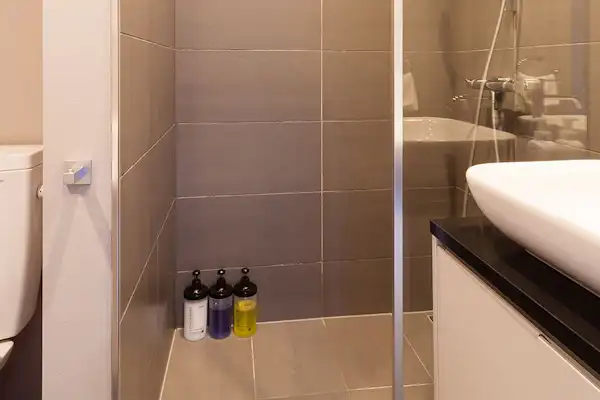 ห้องอาบน้ำฝักบัว