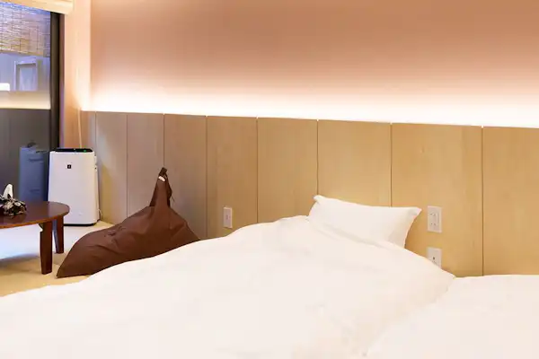 ห้องนอน (ห้องพักชั้น 1)