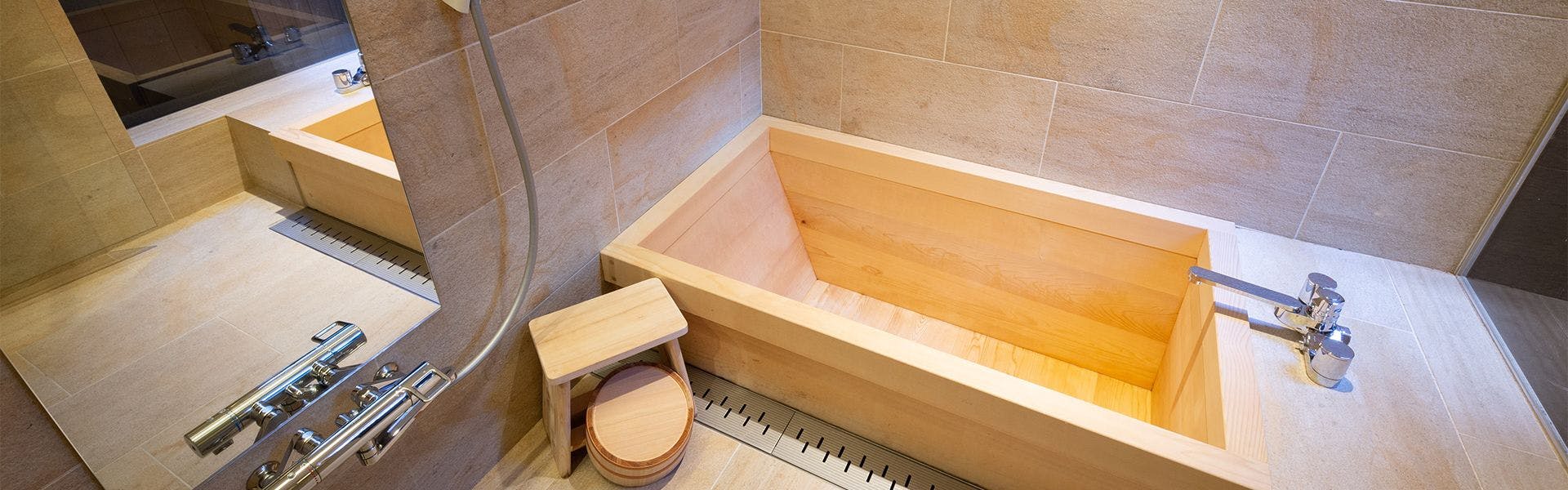 ห้องน้ำ (ชั้น 1)