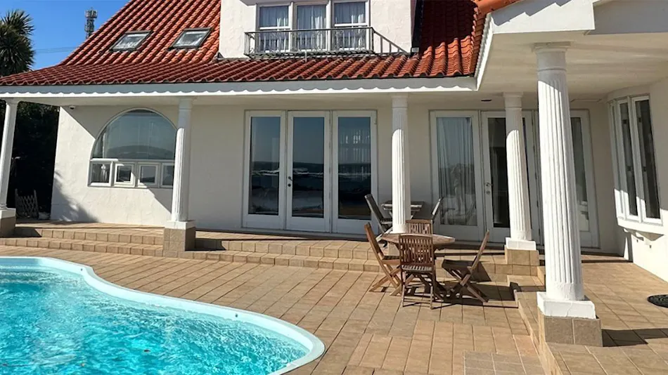 Beach Resort ~CHIKURA~