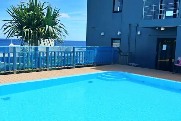 สระว่ายน้ำ