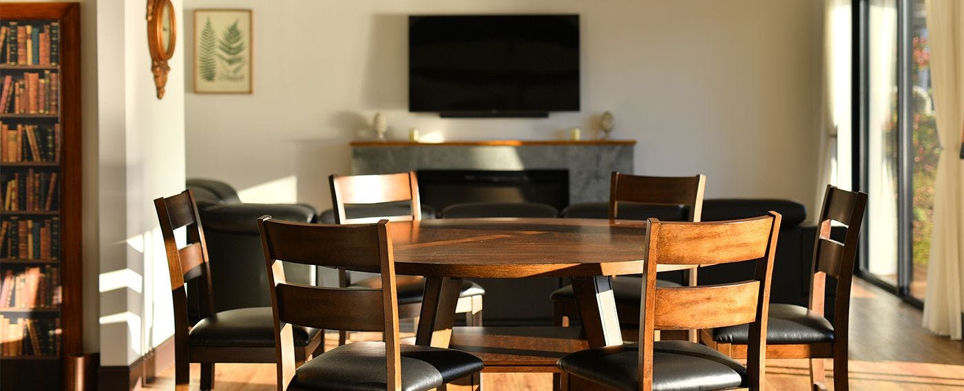 BUCKEYE HOUSE by the Lake