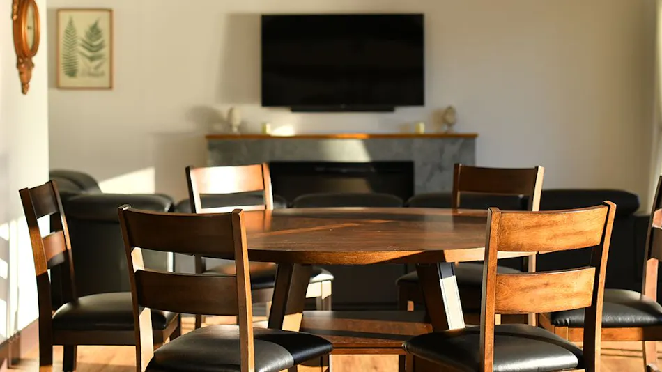 BUCKEYE HOUSE by the Lake