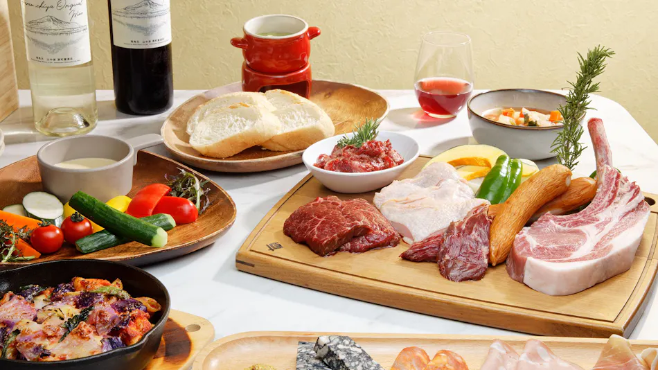 Panoramic Mt. Fuji Views from All Rooms – VISION GLAMPING Resort & Spa YAMANAKAKO