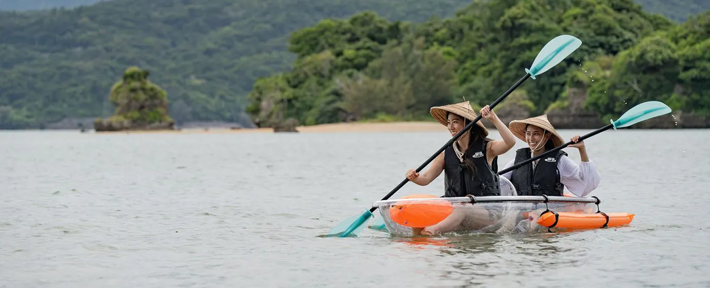 ทัวร์เกาะร้างโดยเรือคายัคใส (Clear Kayak)