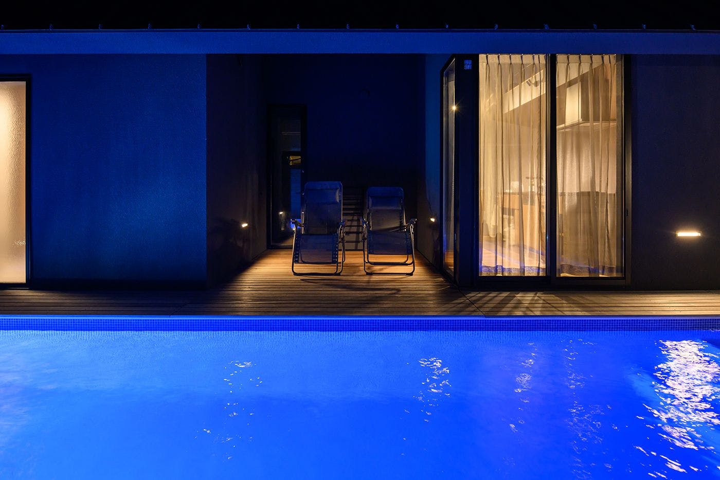 プライベートプール