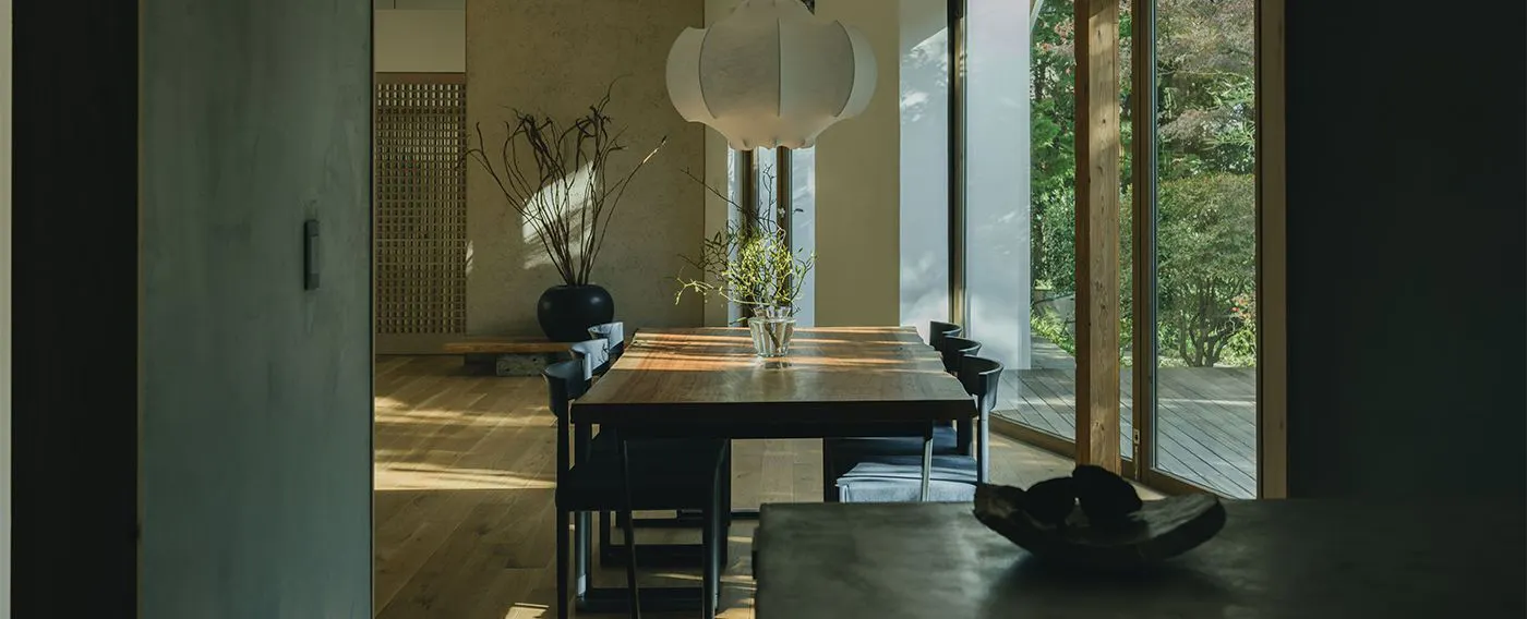 母屋 リビング & ダイニング