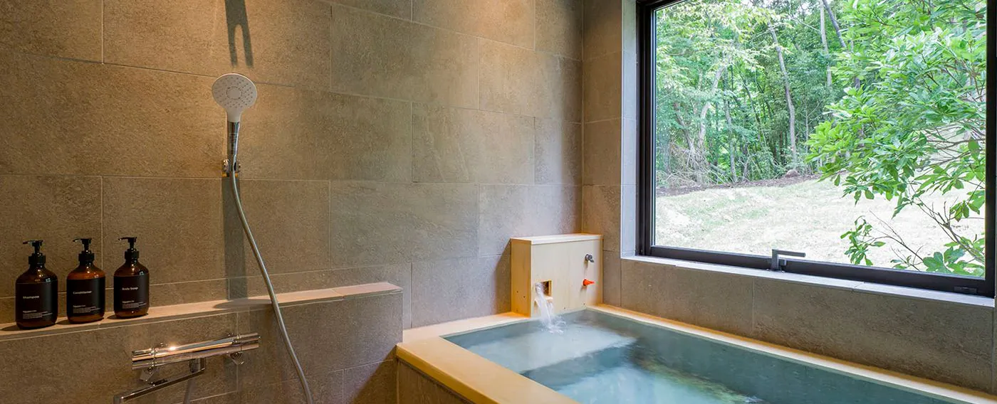 ห้องพักพร้อมอ่างน้ำพุร้อนธรรมชาติส่วนตัว