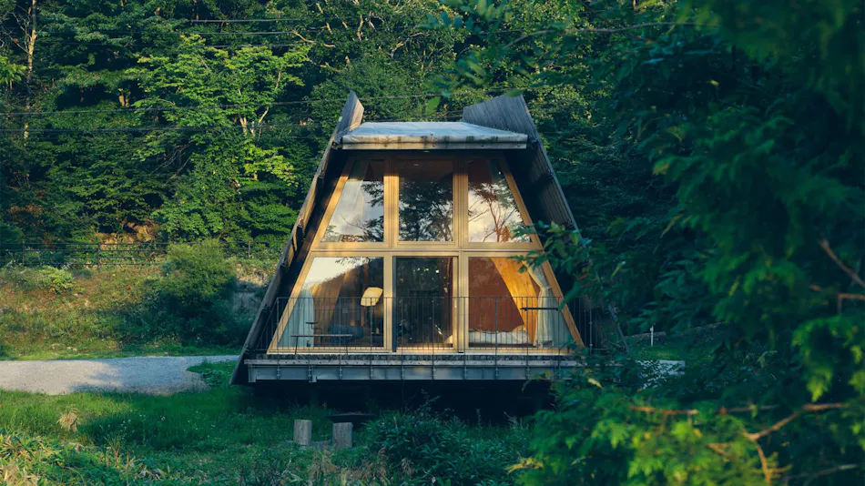 SANU 2nd Home Shirakabako 1st