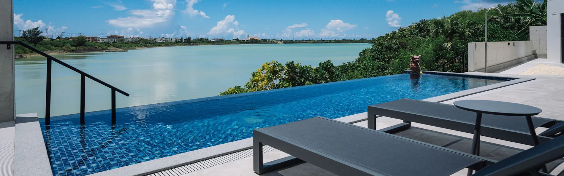 Villa M BAYFRONT YONAHA ~Pool&Sauna Retreat~