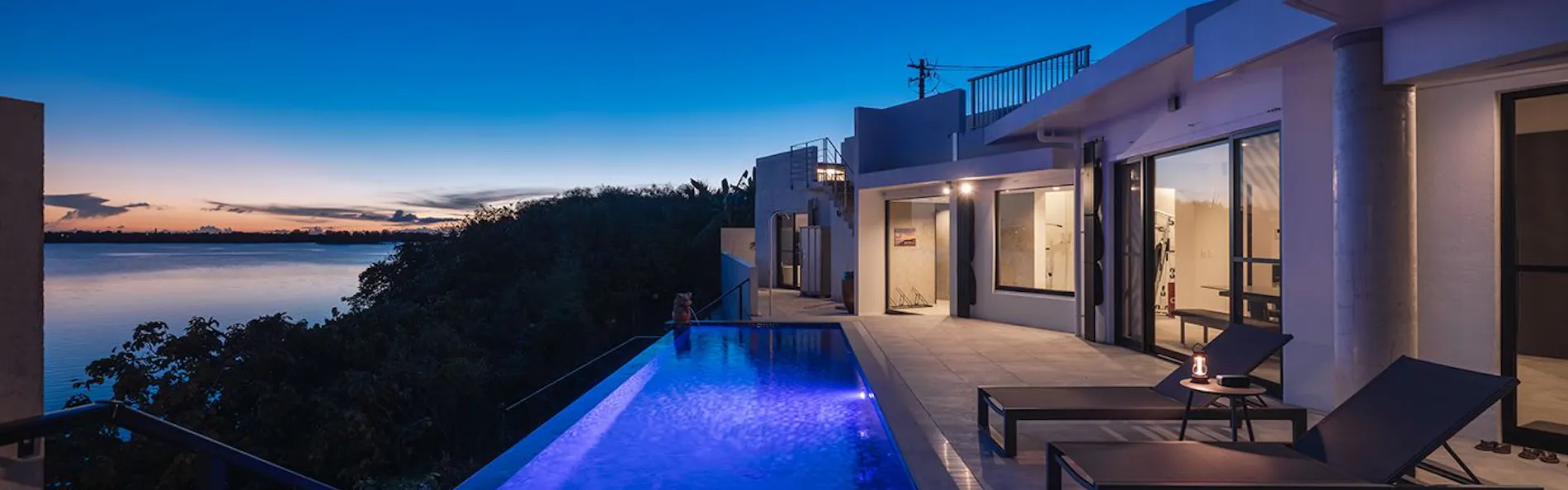 Villa M BAYFRONT YONAHA ~Pool&Sauna Retreat~