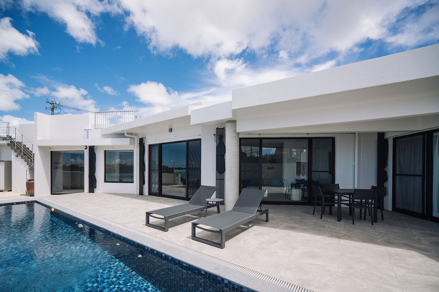 Villa M BAYFRONT YONAHA ~Pool & Sauna Retreat~