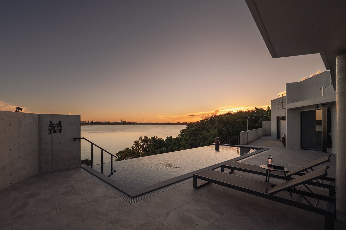 Villa M BAYFRONT YONAHA ~Pool & Sauna Retreat~