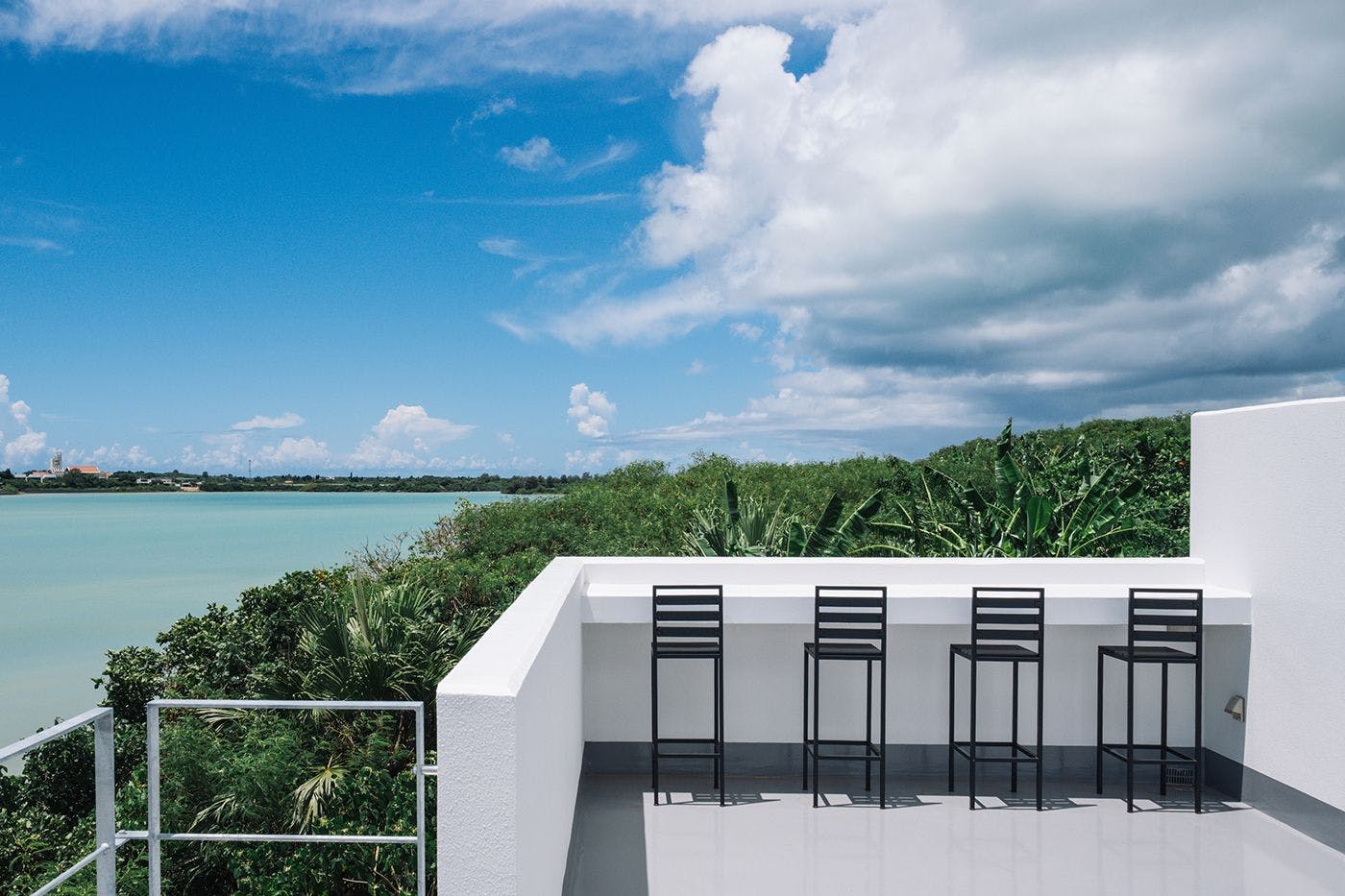 Villa M BAYFRONT YONAHA  ～Pool&Sauna Retreat～