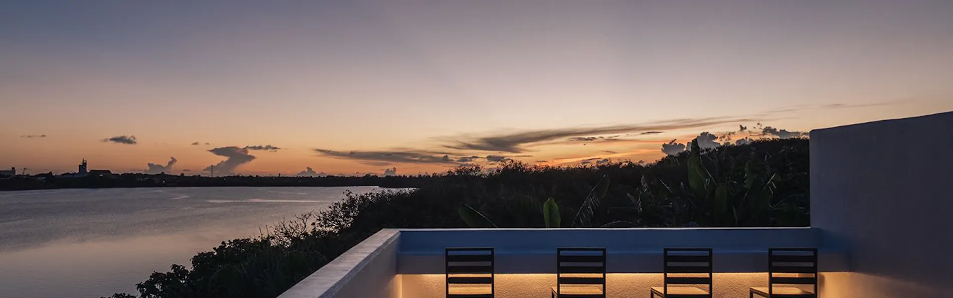 Villa M BAYFRONT YONAHA ~Pool&Sauna Retreat~