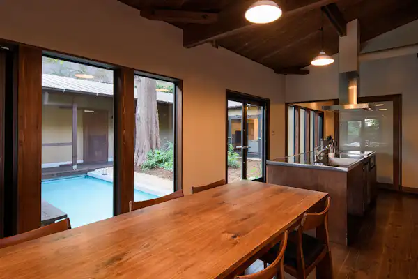 คนๆ นั้น