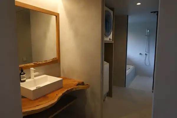 Washbasin