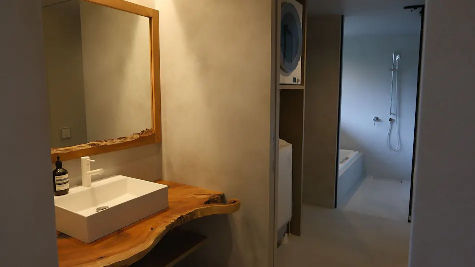 Amami Island House “Setta no Ie”