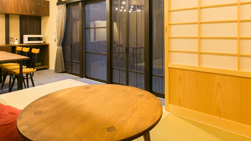 Traditional Townhouse Satoi Omiya Gojo Seishi (Blue Persimmon)