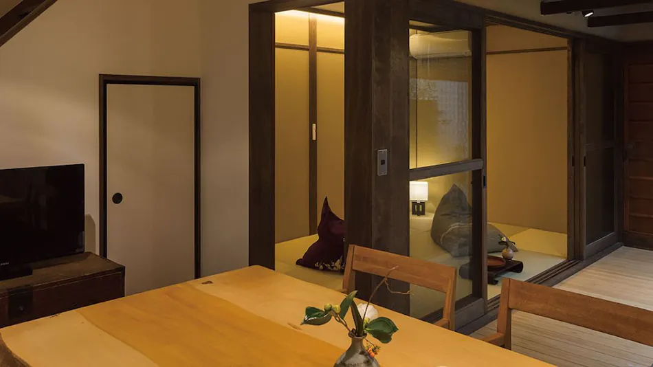 Tenshi Tsukinuke Fujinoma <Whole Townhouse Rental>