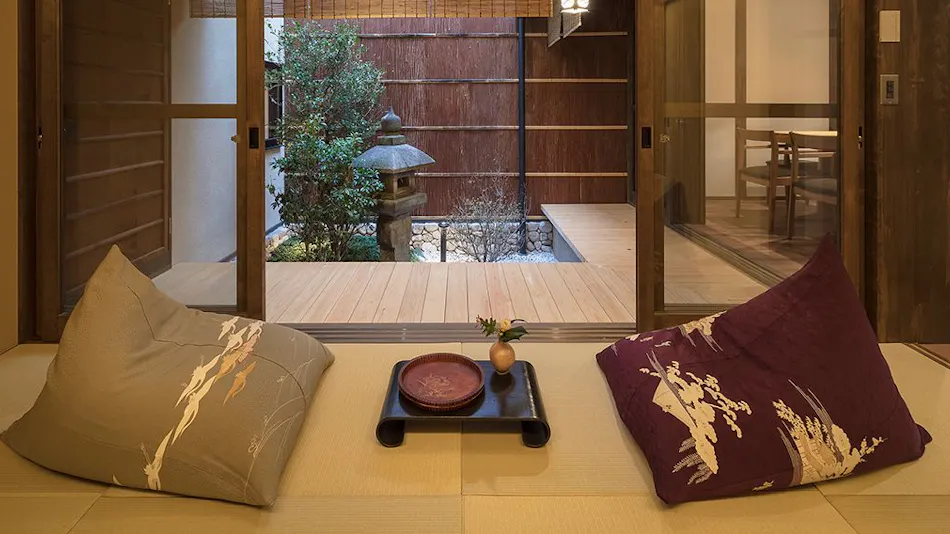 Tenshi Tsukinuke Fujinoma <Whole Townhouse Rental>