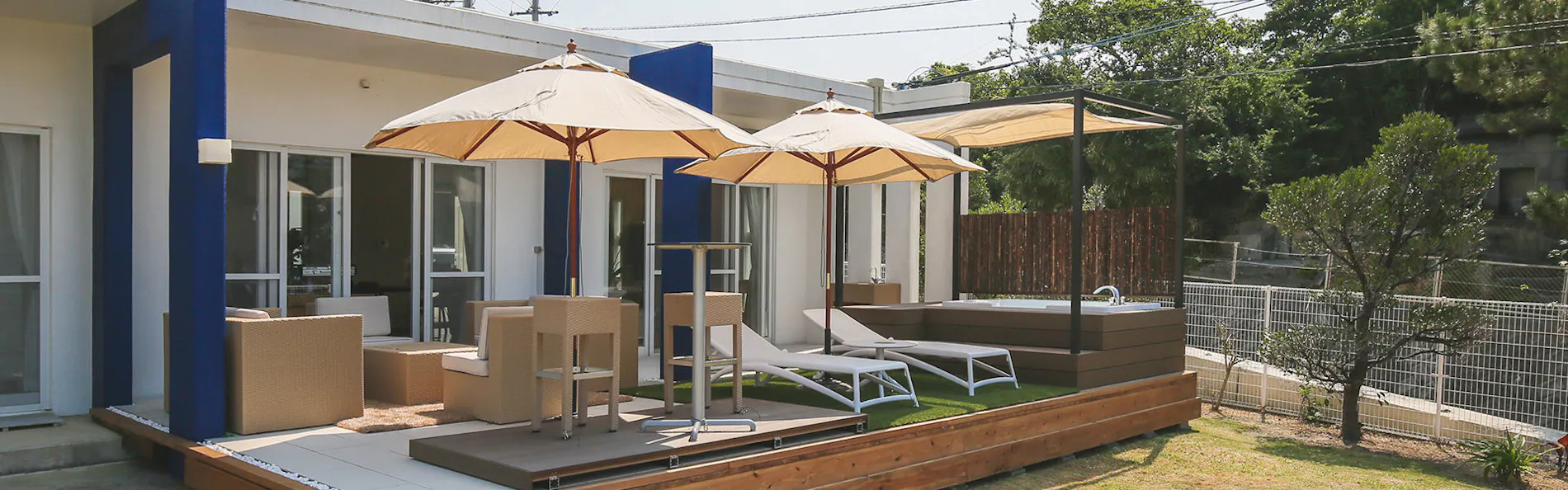 ハーミットヒルズ沖縄 with COLORS