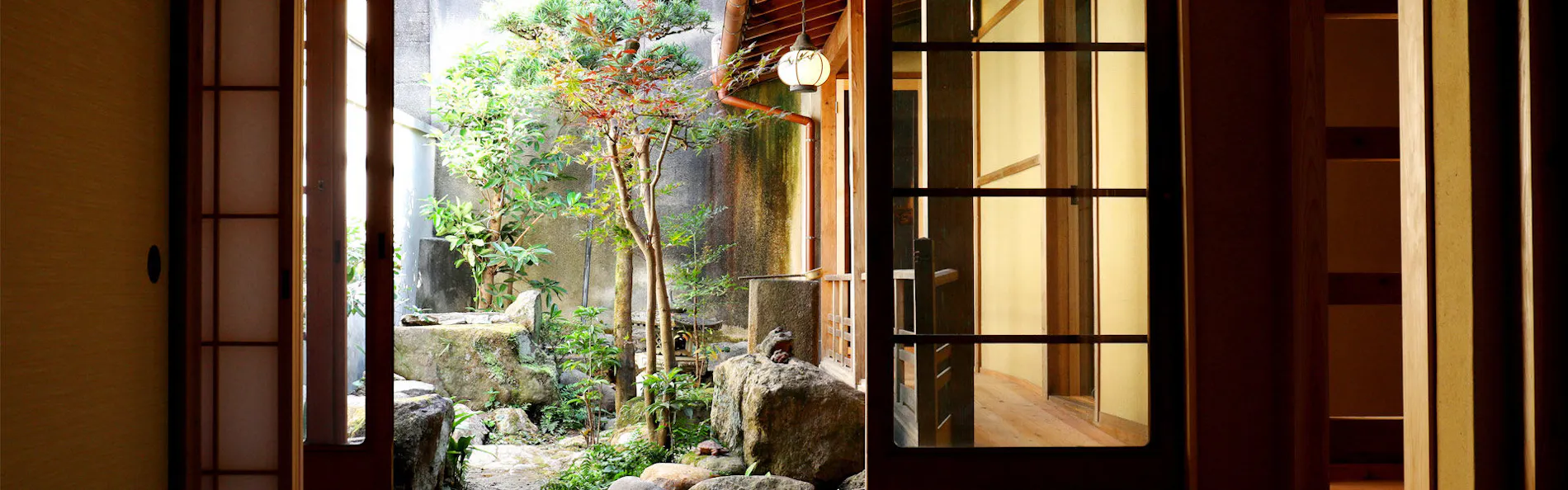 ならまち町家宿となり