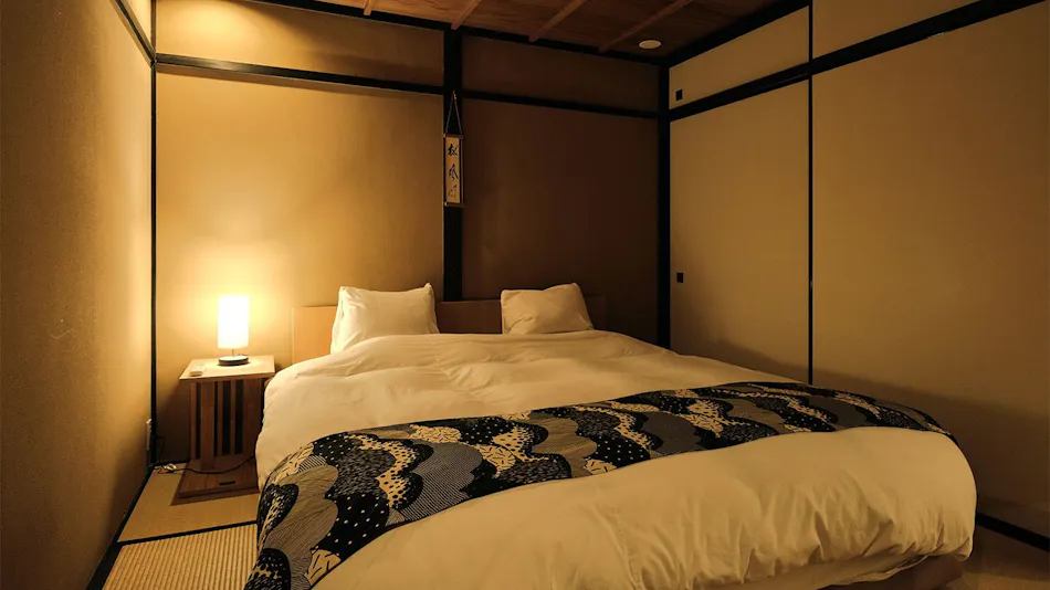 Tsumugi Nishinotoin Hanayacho