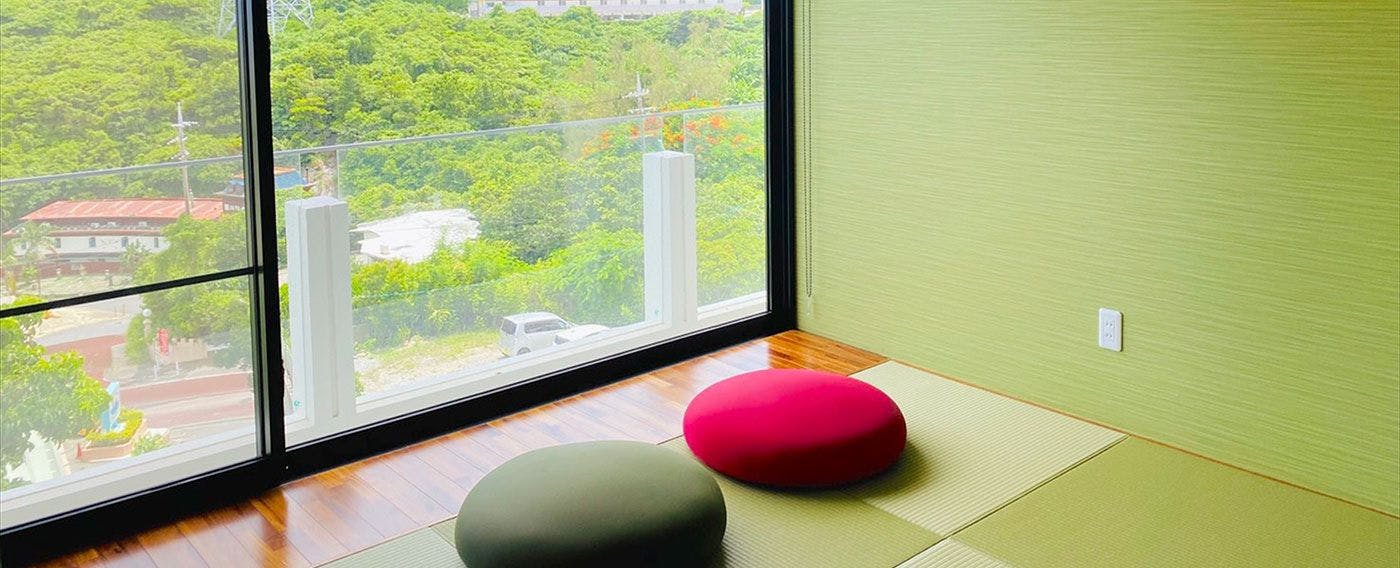 CONDOMINIUM 紅-BIN-