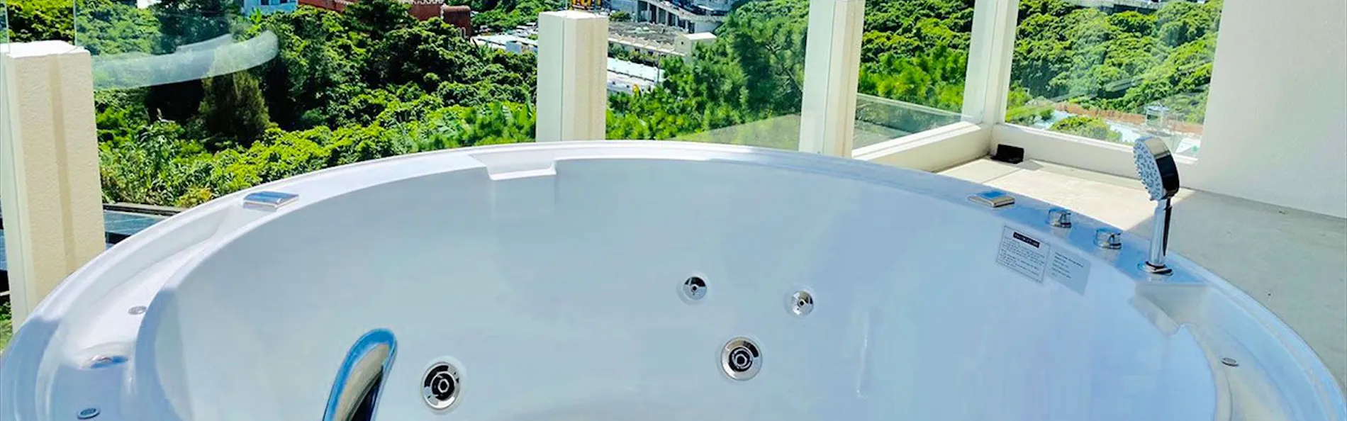CONDOMINIUM 紅-BIN-