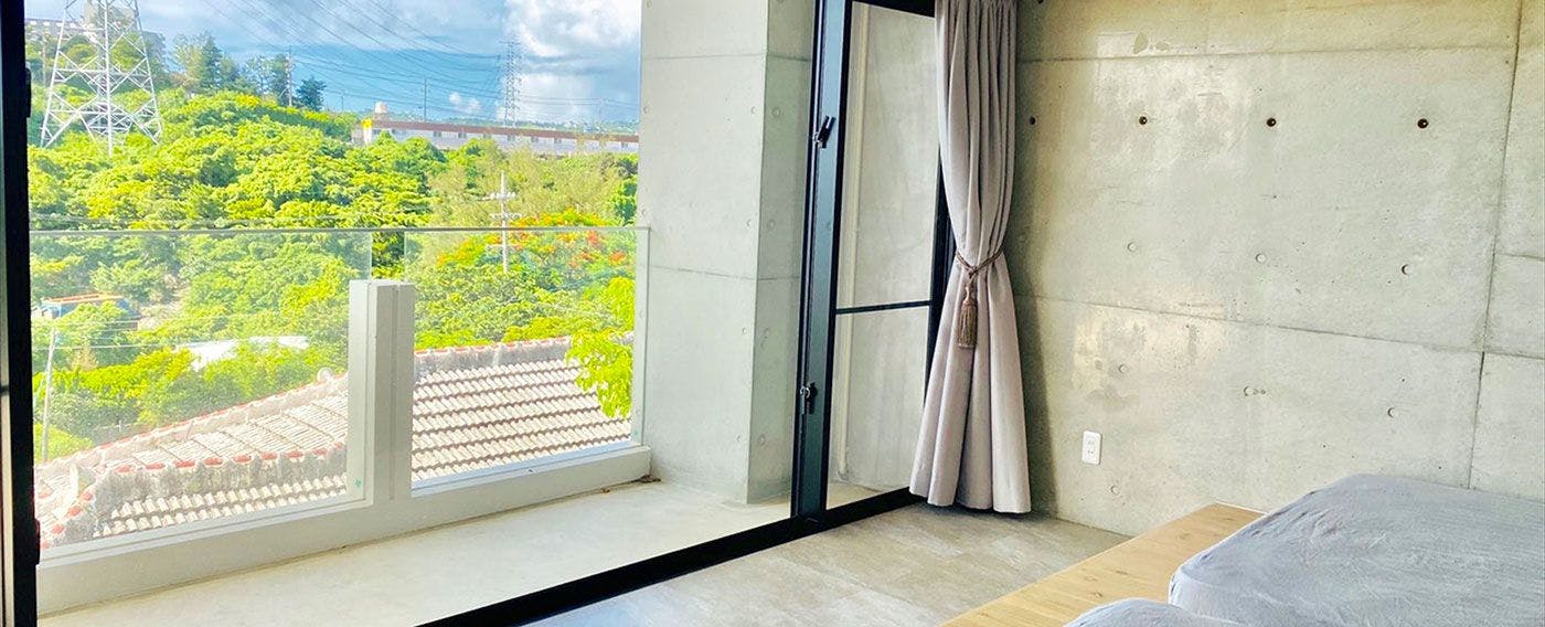 CONDOMINIUM 紅-BIN-