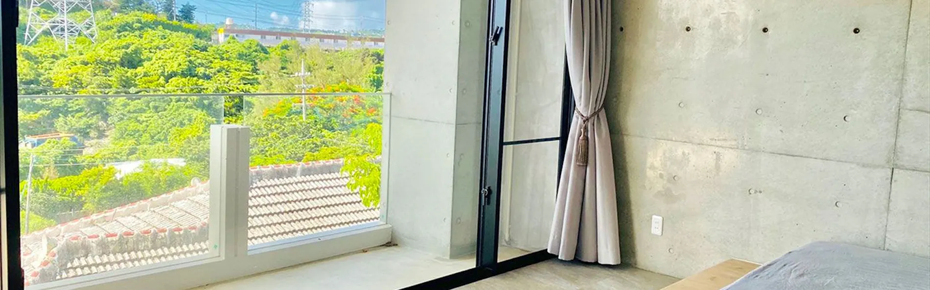CONDOMINIUM 紅-BIN-