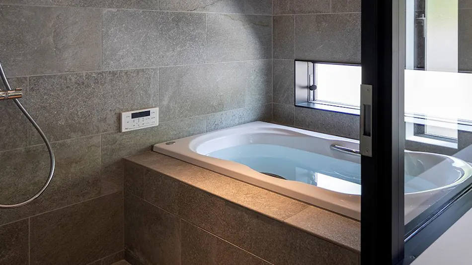 BRIDGE Coastal Villa