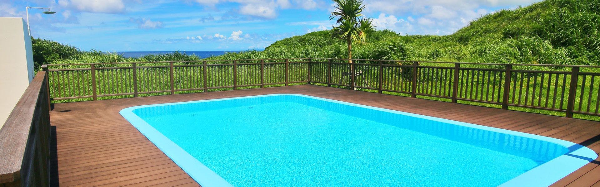 สระว่ายน้ำ