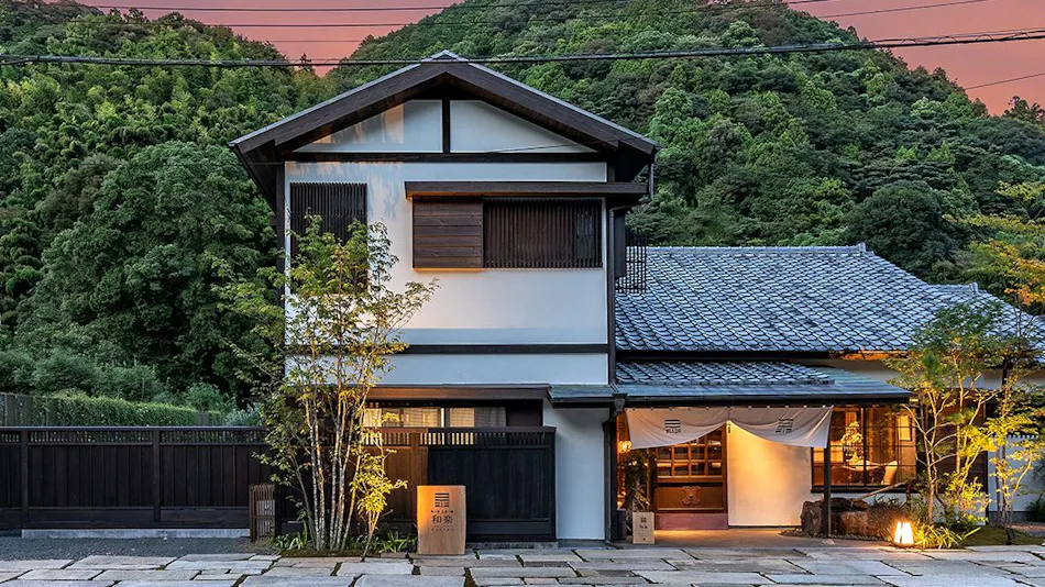 Kogei no Yado Waraku