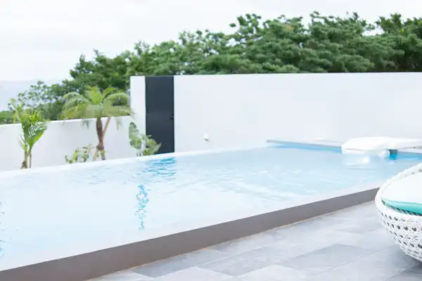 สระว่ายน้ำ