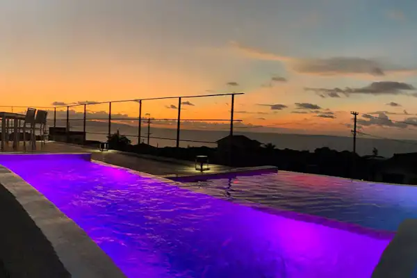 สระว่ายน้ำ