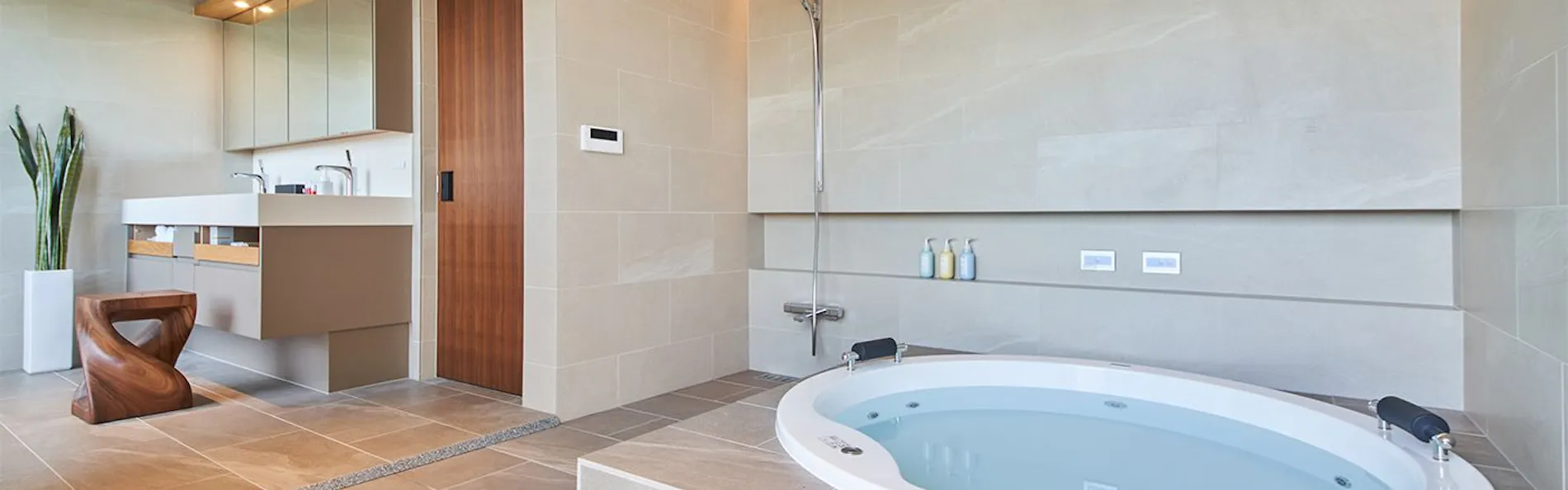 Lentement suite-villa AWAJI