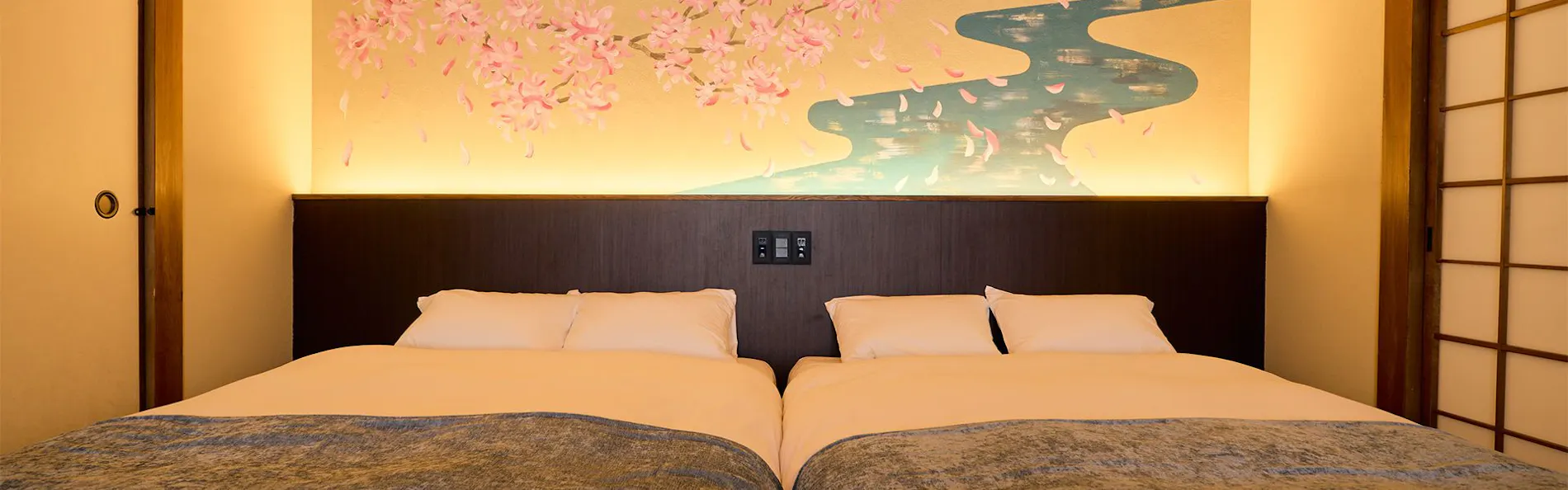 今昔荘 大阪 弁天町 - 屋上庭園 -