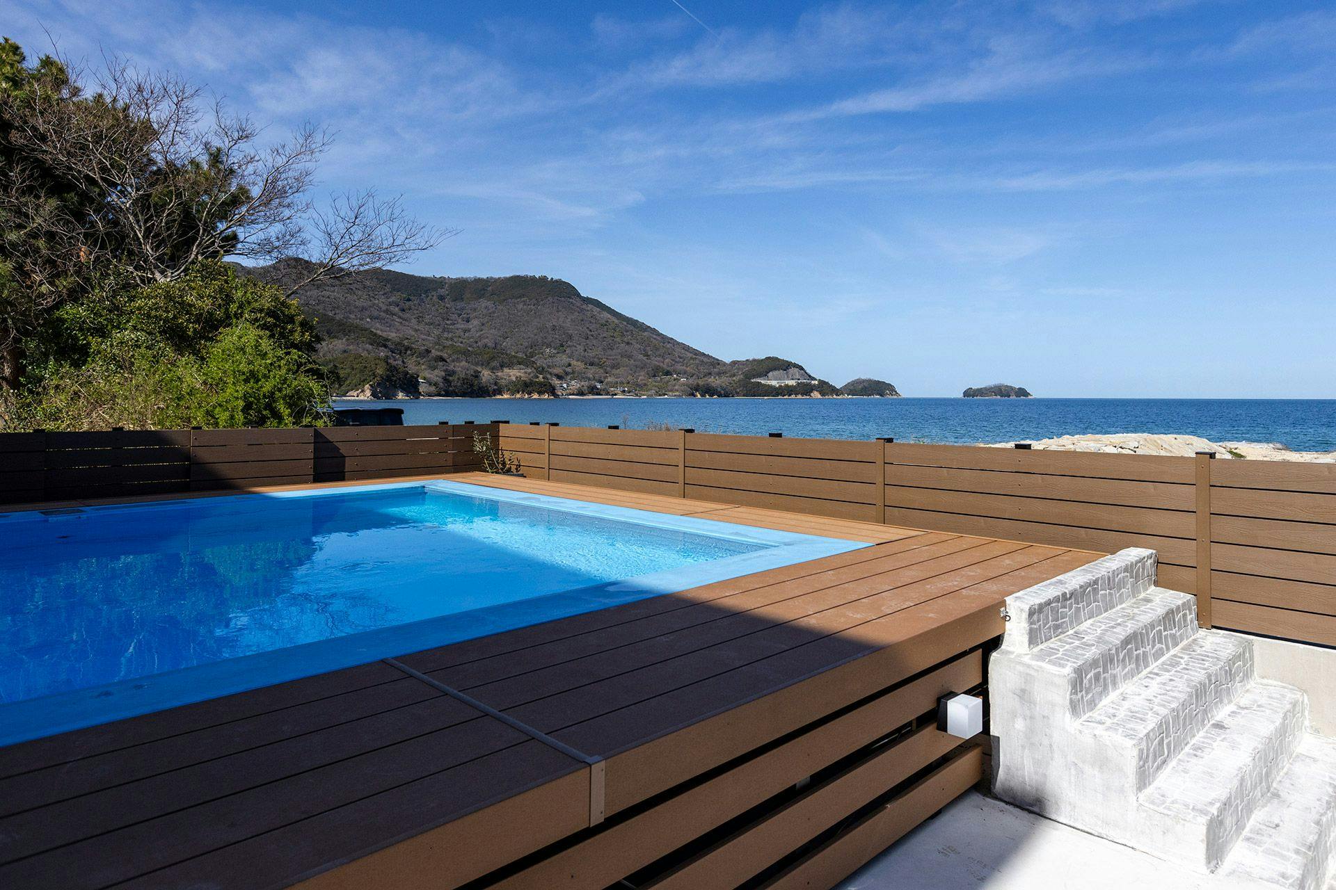 a_ss_04.jpg?auto=compress,