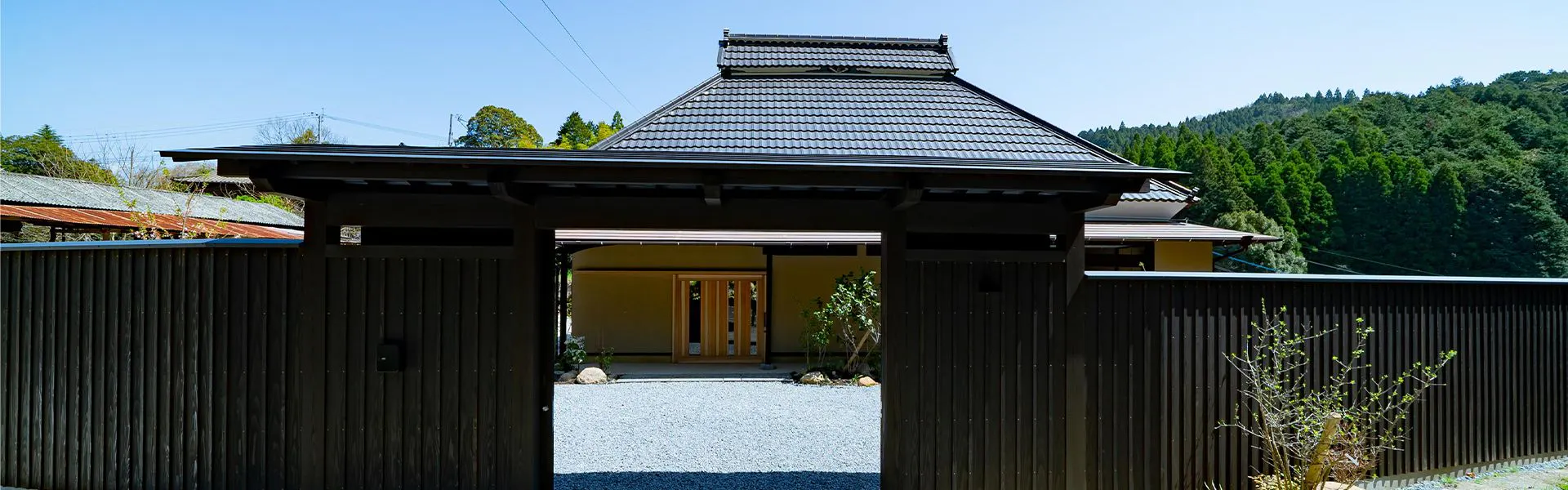 小塩の灯り「石垣の別荘」