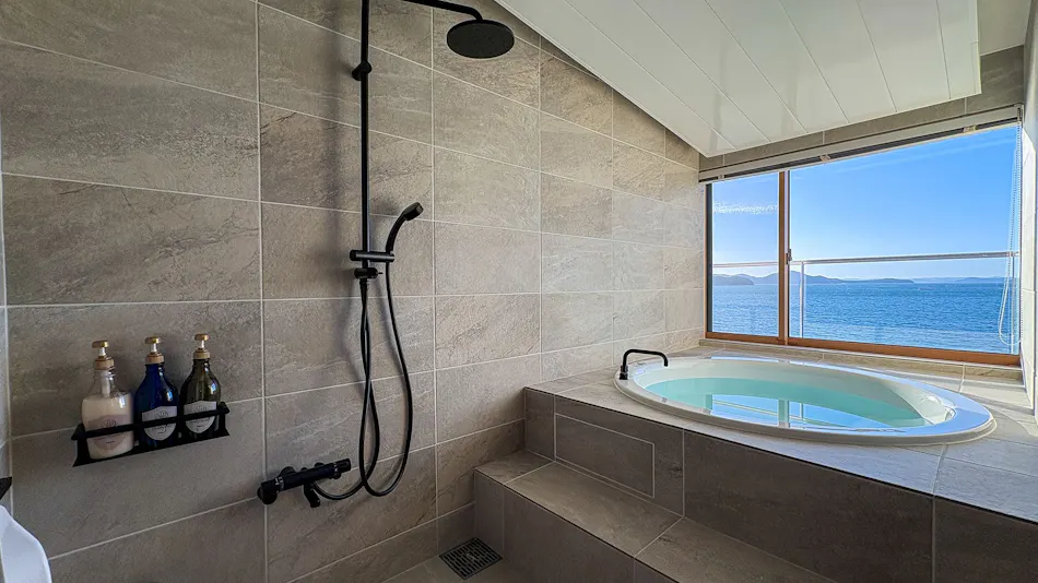 NAGISATO VILLA CLOVER