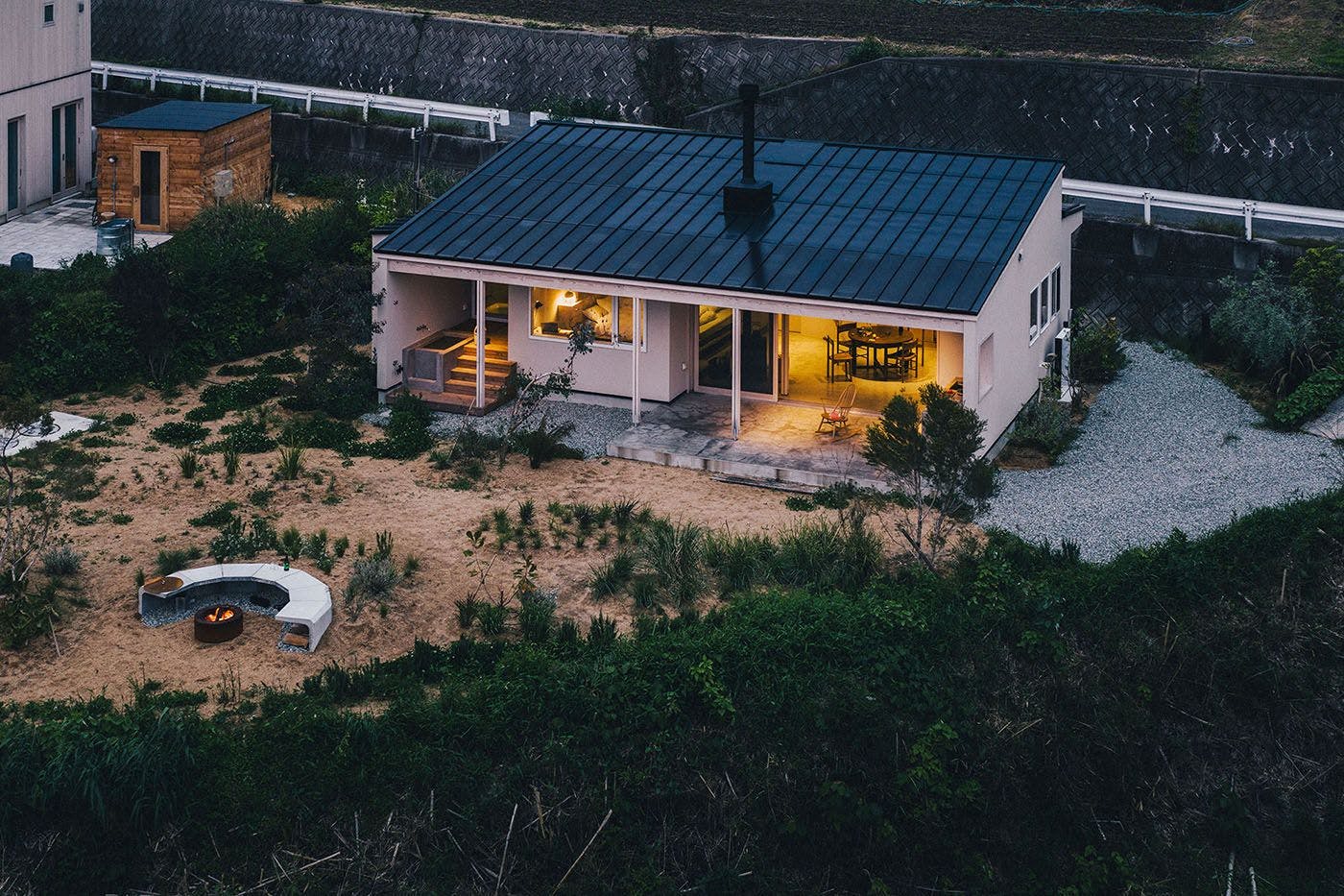 ภายนอกอาคาร