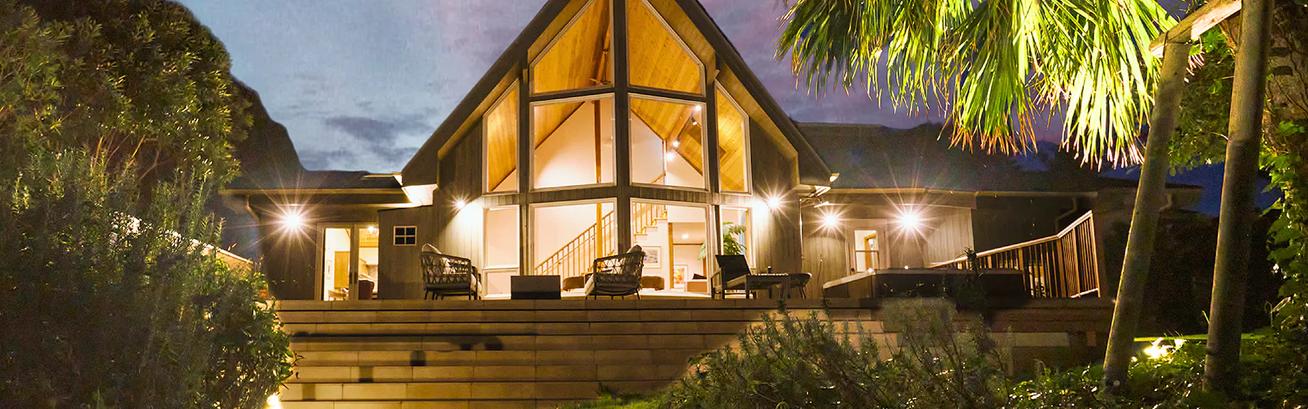 Monterey House by SANA