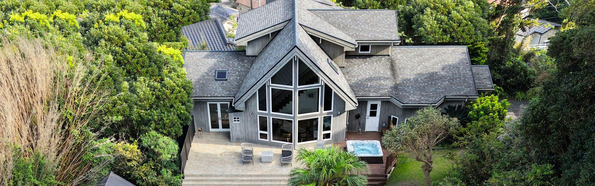 Monterey House by SANA