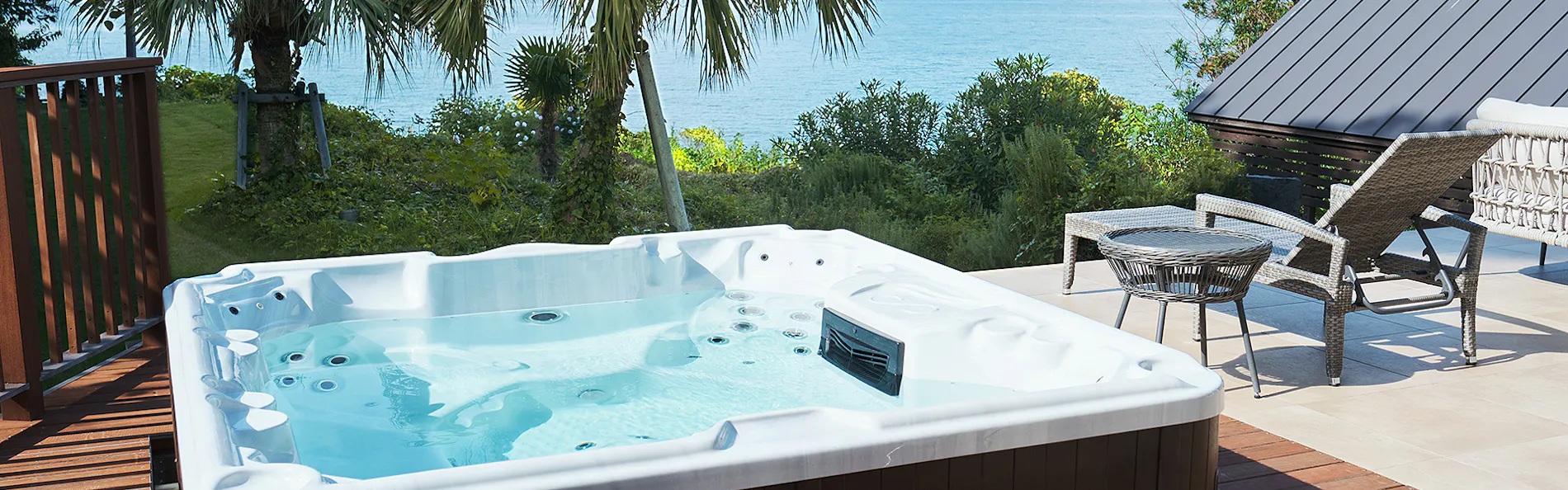 Monterey House by SANA