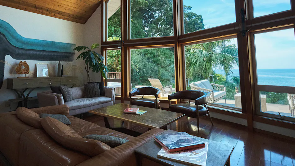 Monterey House by SANA