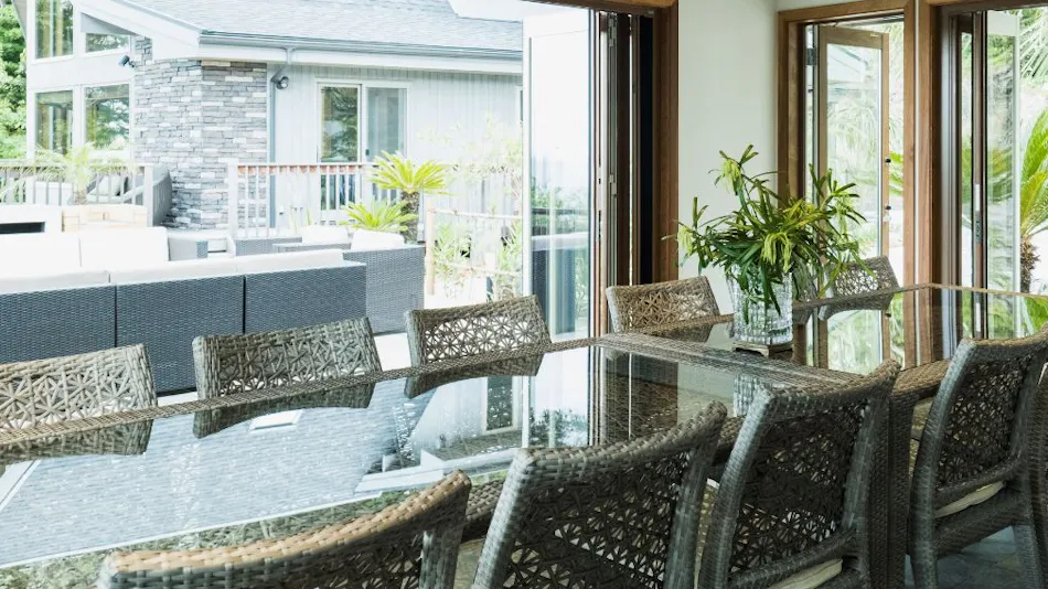 Monterey House by SANA