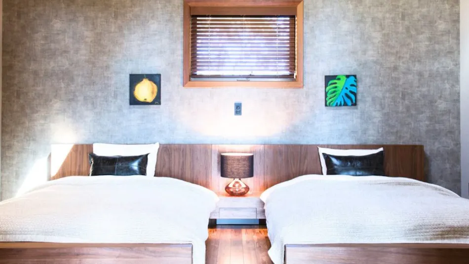 Monterey House by SANA